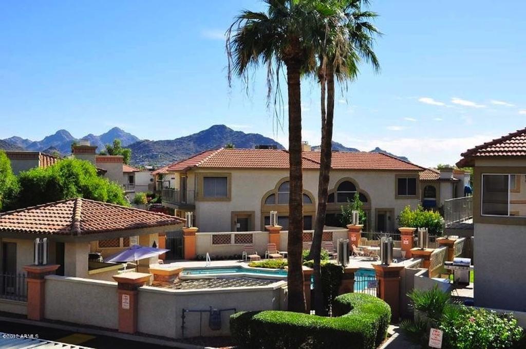 Private Resort Community Surrounded By Mountains W/3 Pool-Spa Complexes, All Heated & Open 24/7/365! 피닉스 외부 사진